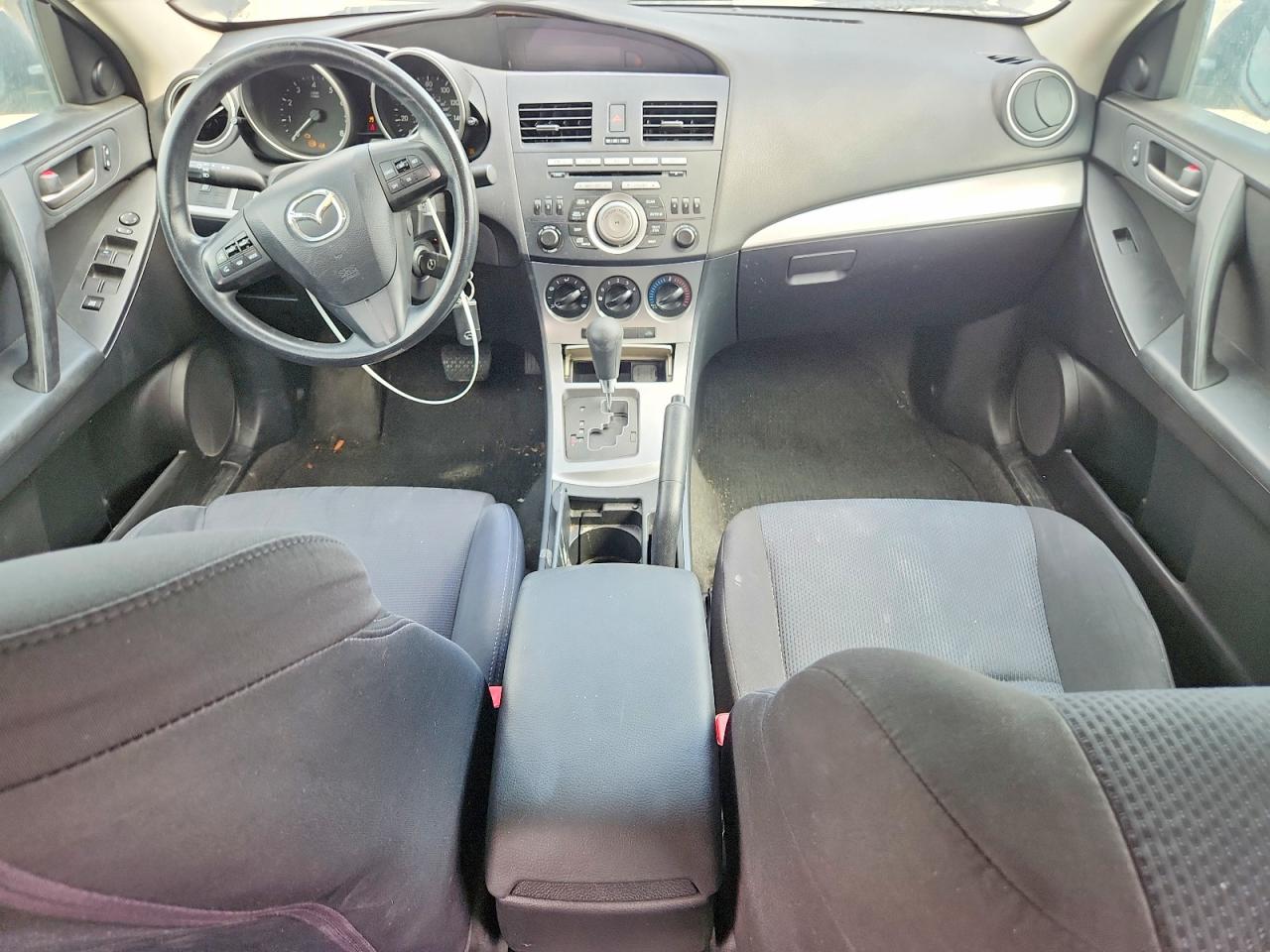 2010 MAZDA 3