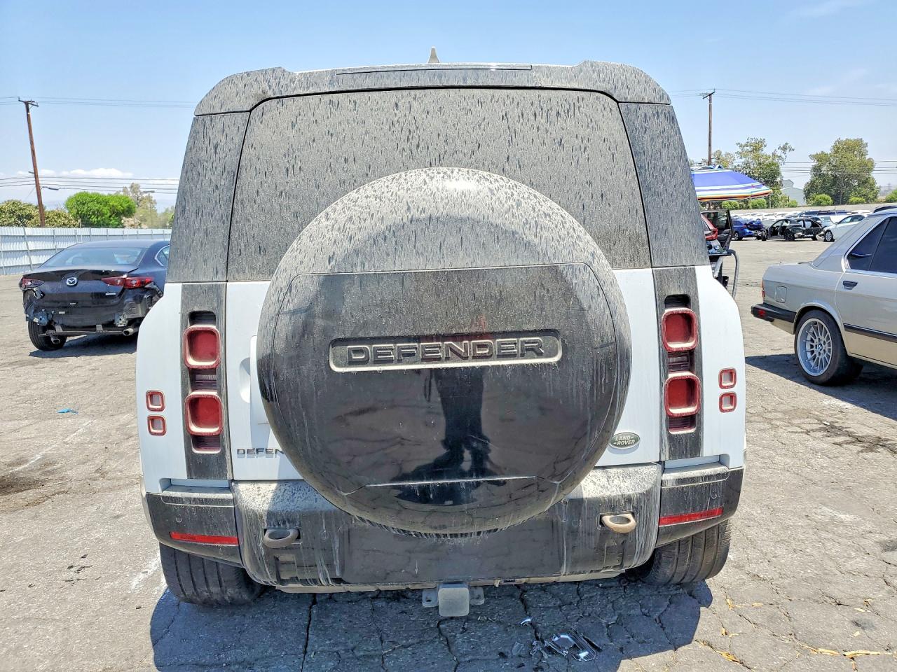 2023 LAND ROVER DEFENDER