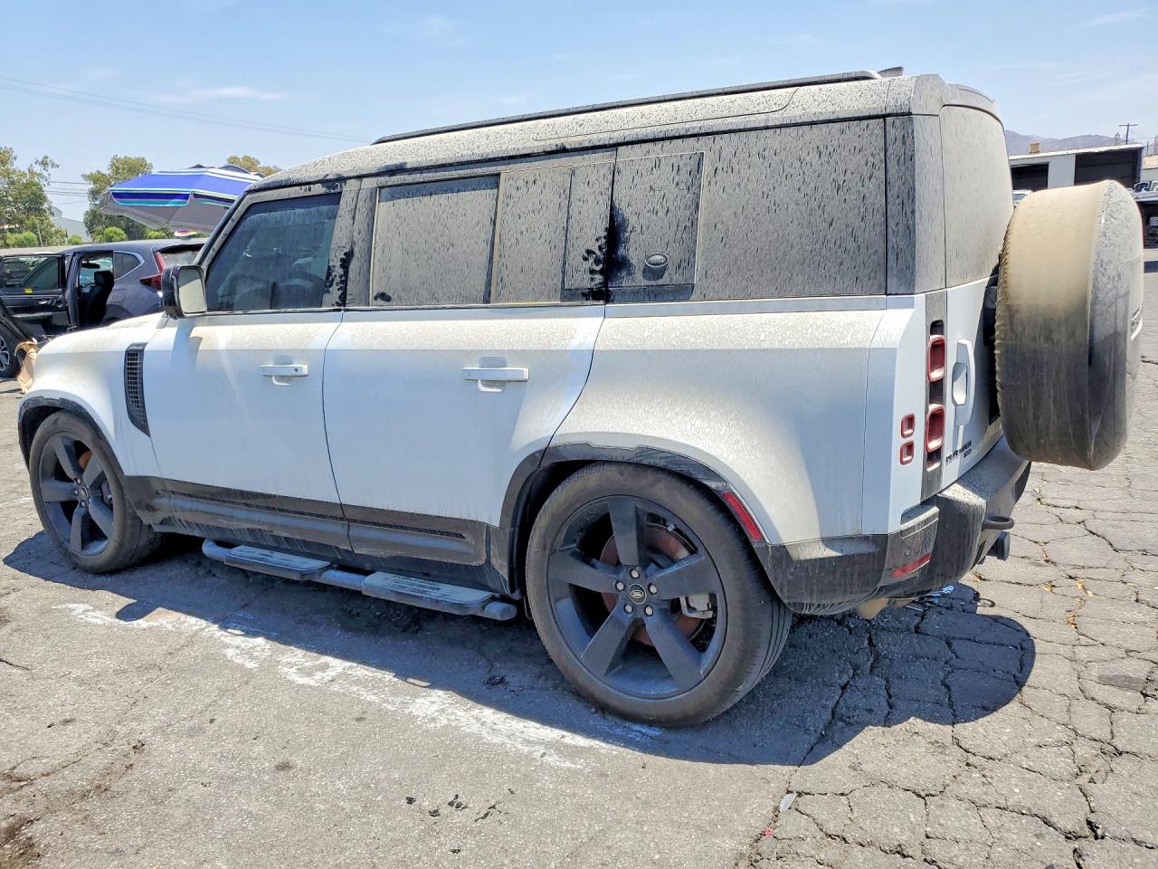 2023 LAND ROVER DEFENDER