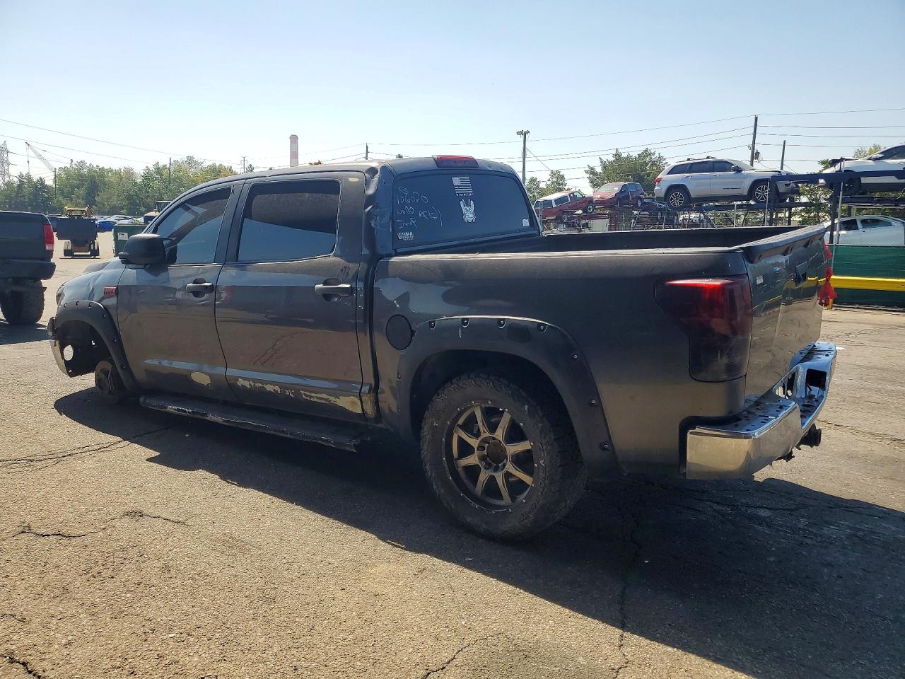 2011 TOYOTA TUNDRA