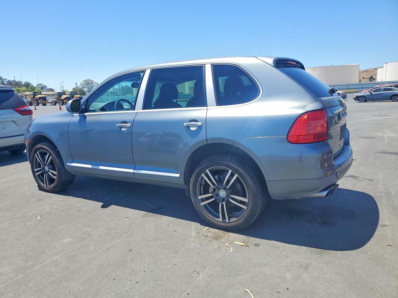 2005 PORSCHE CAYENNE