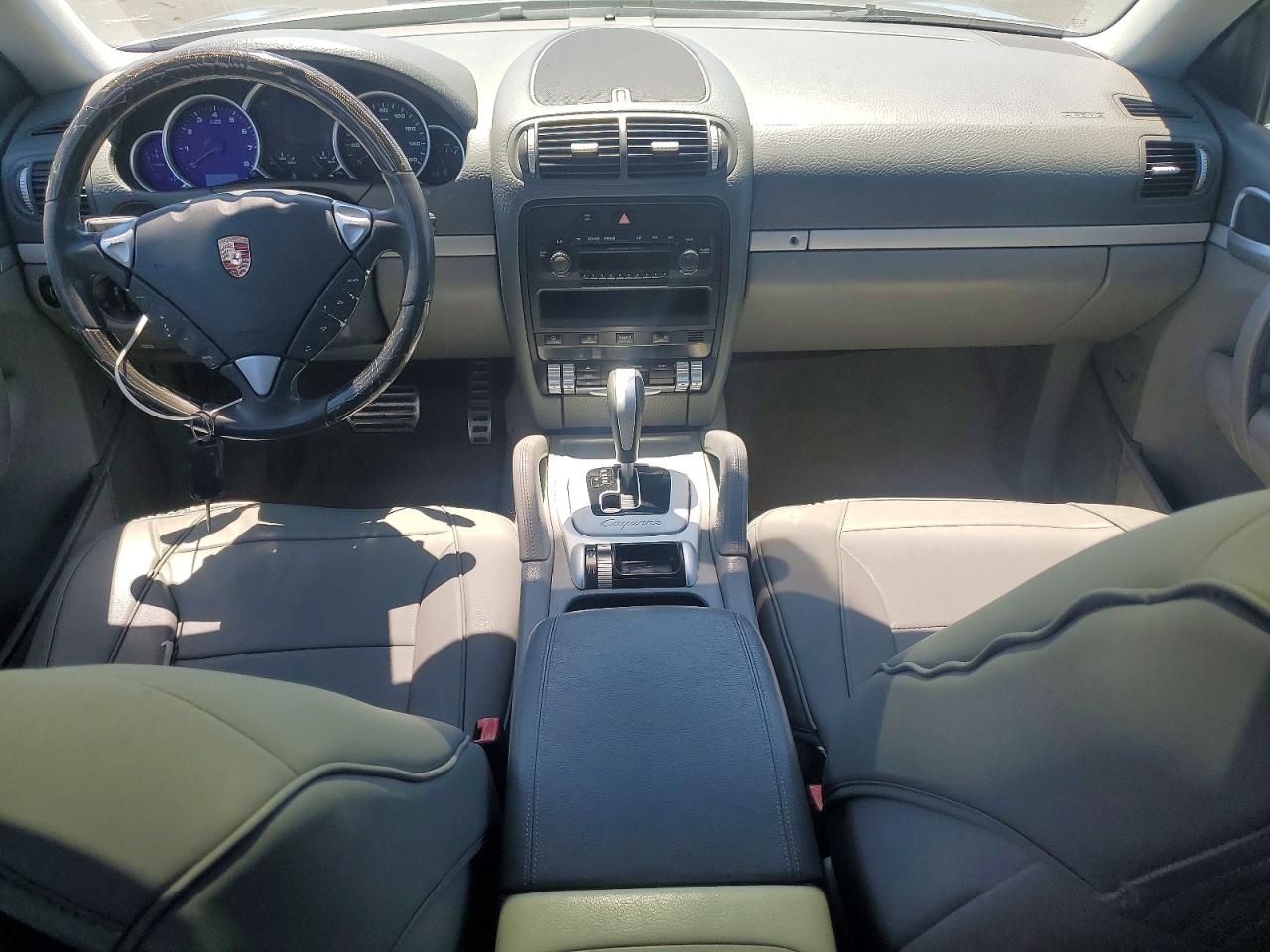 2005 PORSCHE CAYENNE