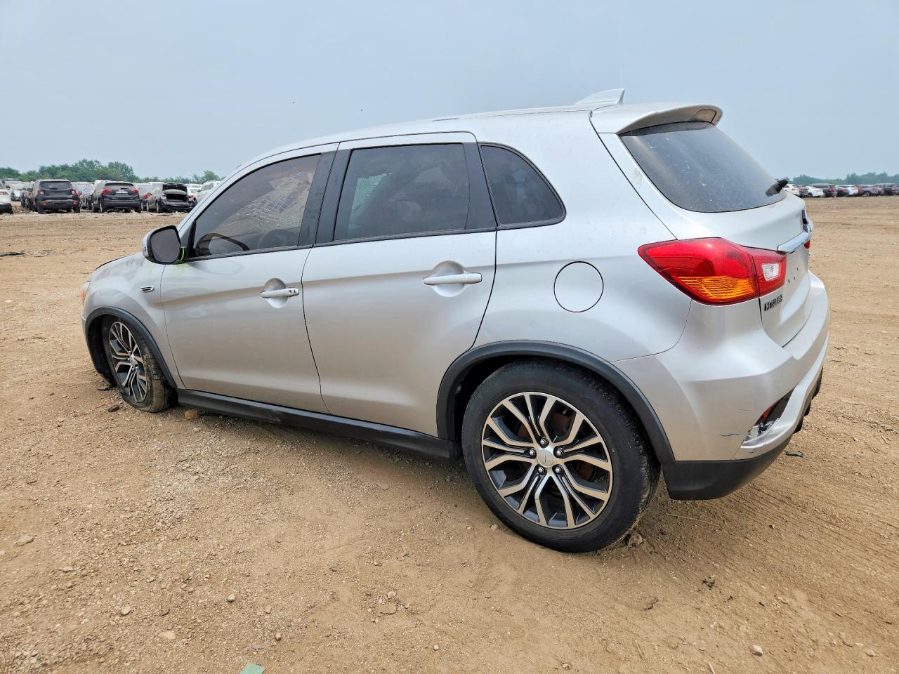 2018 MITSUBISHI OUTLANDER