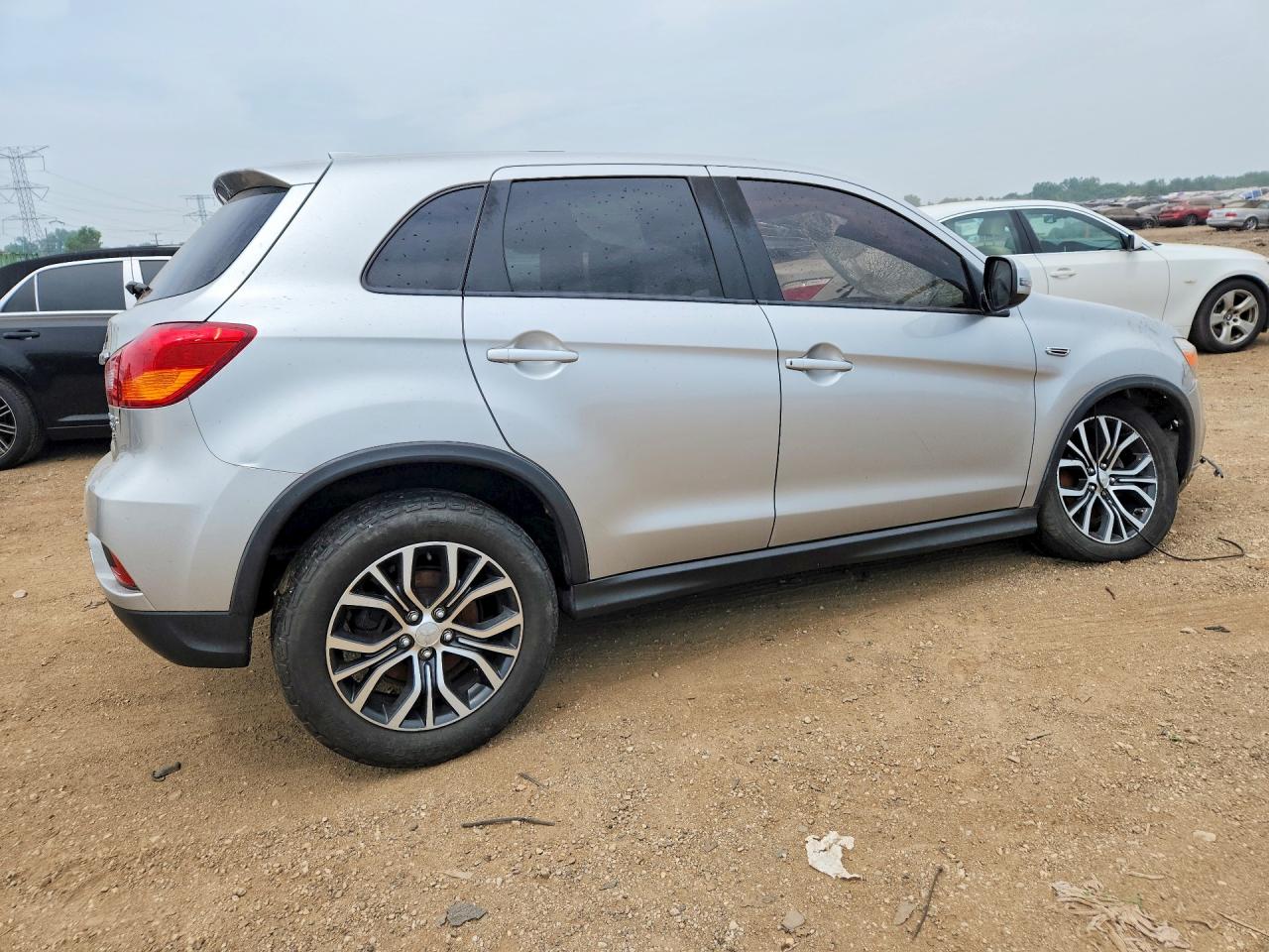 2018 MITSUBISHI OUTLANDER