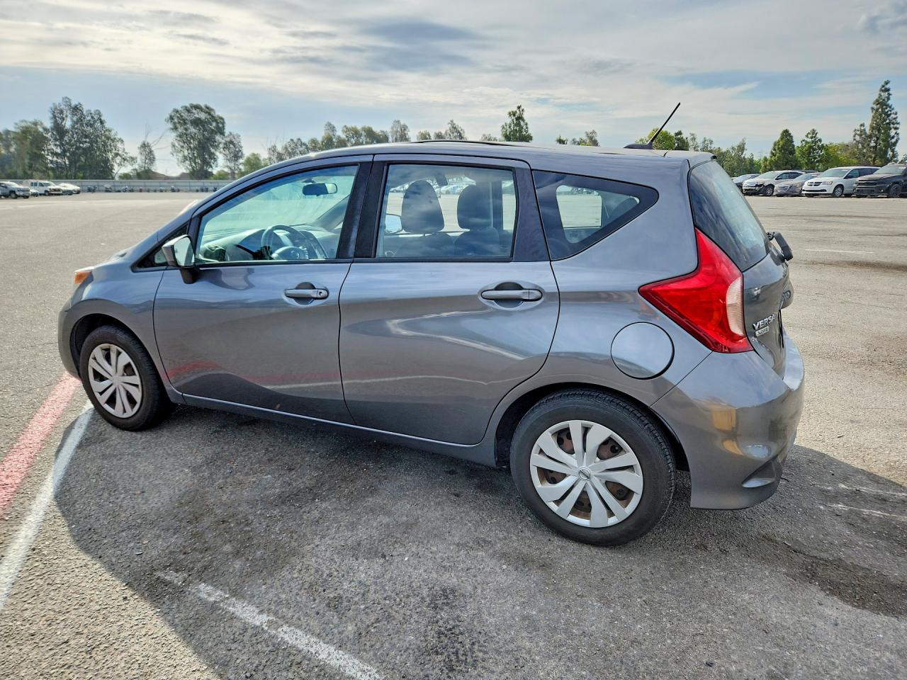2017 NISSAN VERSA