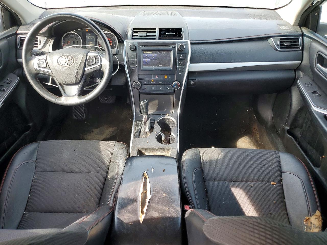 2017 TOYOTA CAMRY