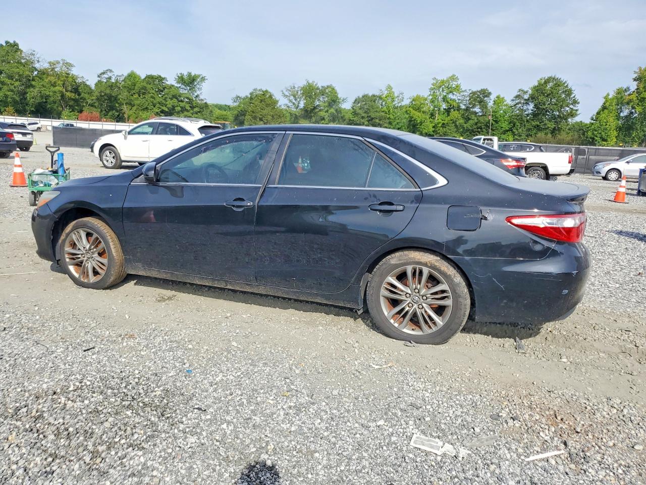 2017 TOYOTA CAMRY