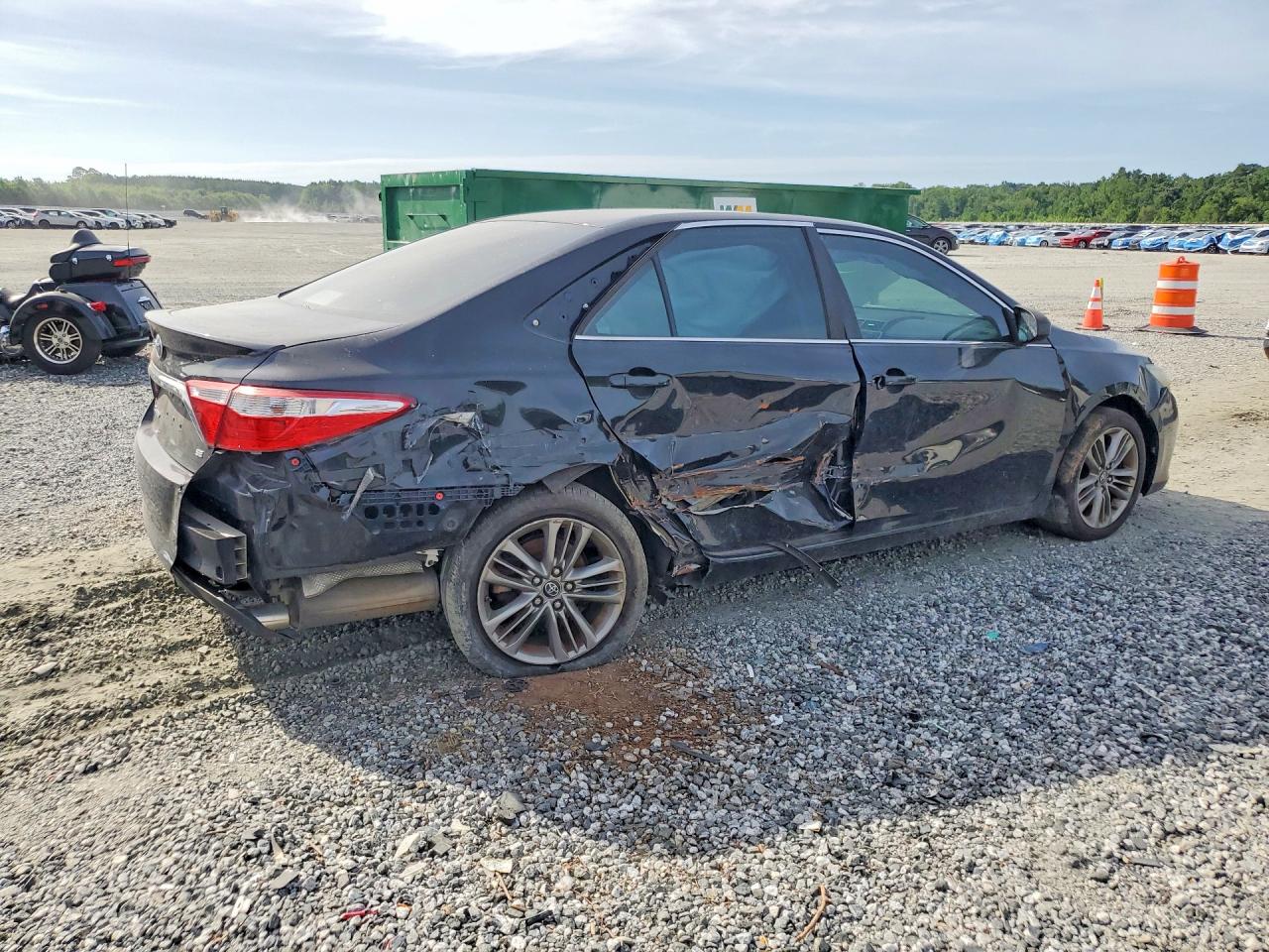 2017 TOYOTA CAMRY