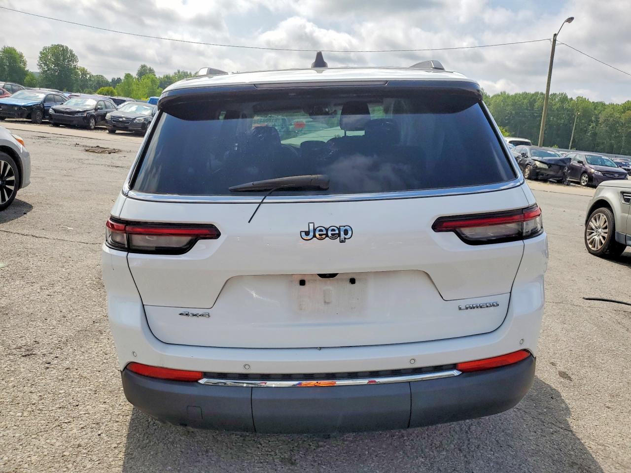 2023 JEEP CHEROKEE