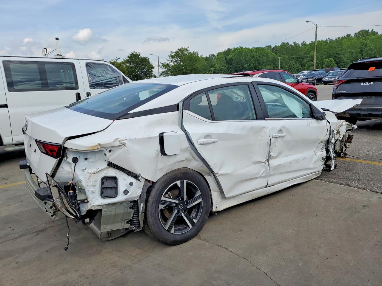 2025 NISSAN SENTRA