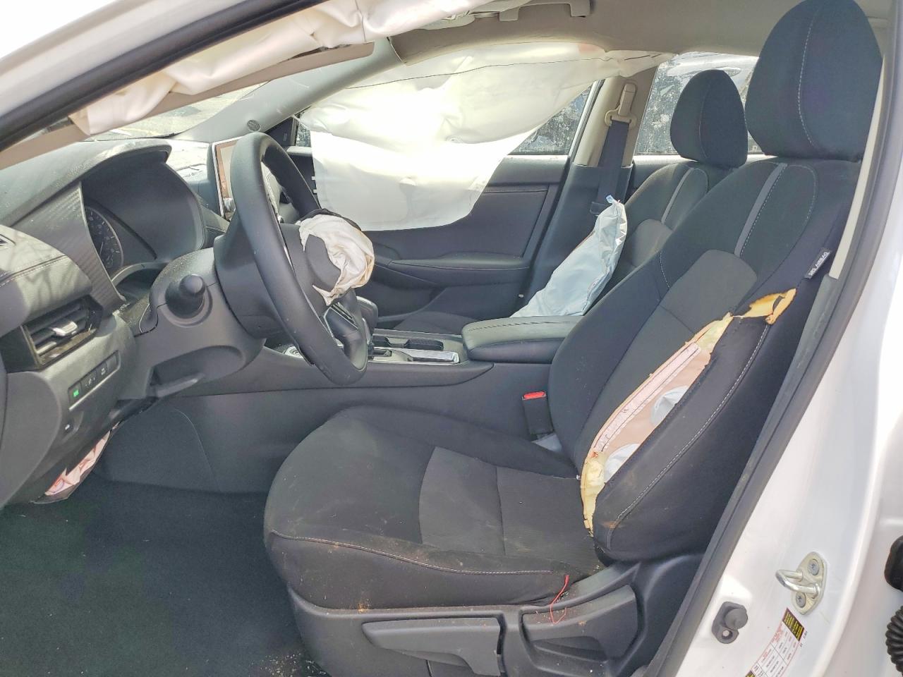 2025 NISSAN SENTRA