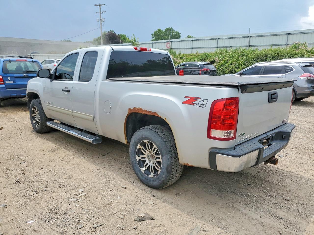 2011 GMC SIERRA