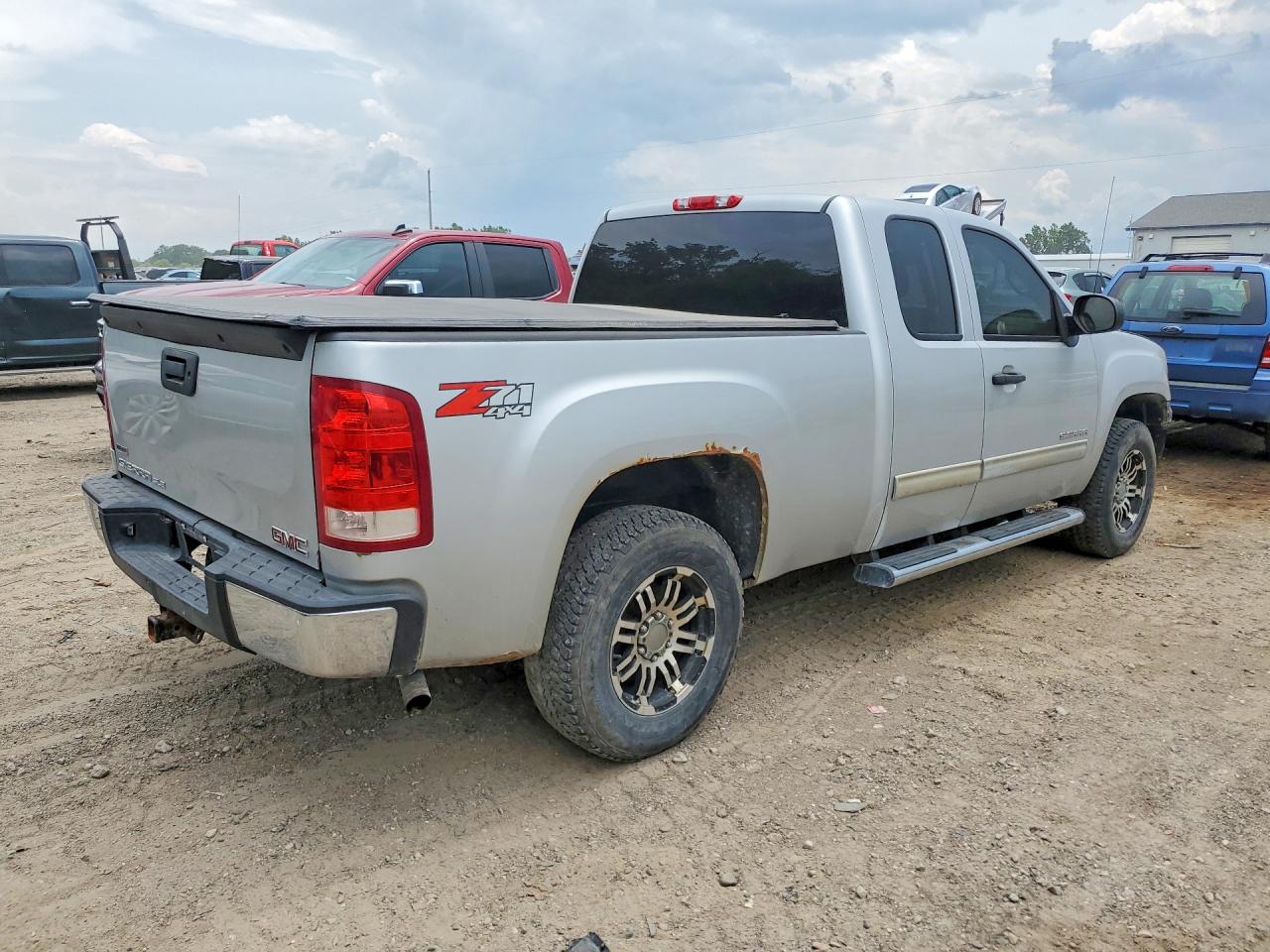 2011 GMC SIERRA