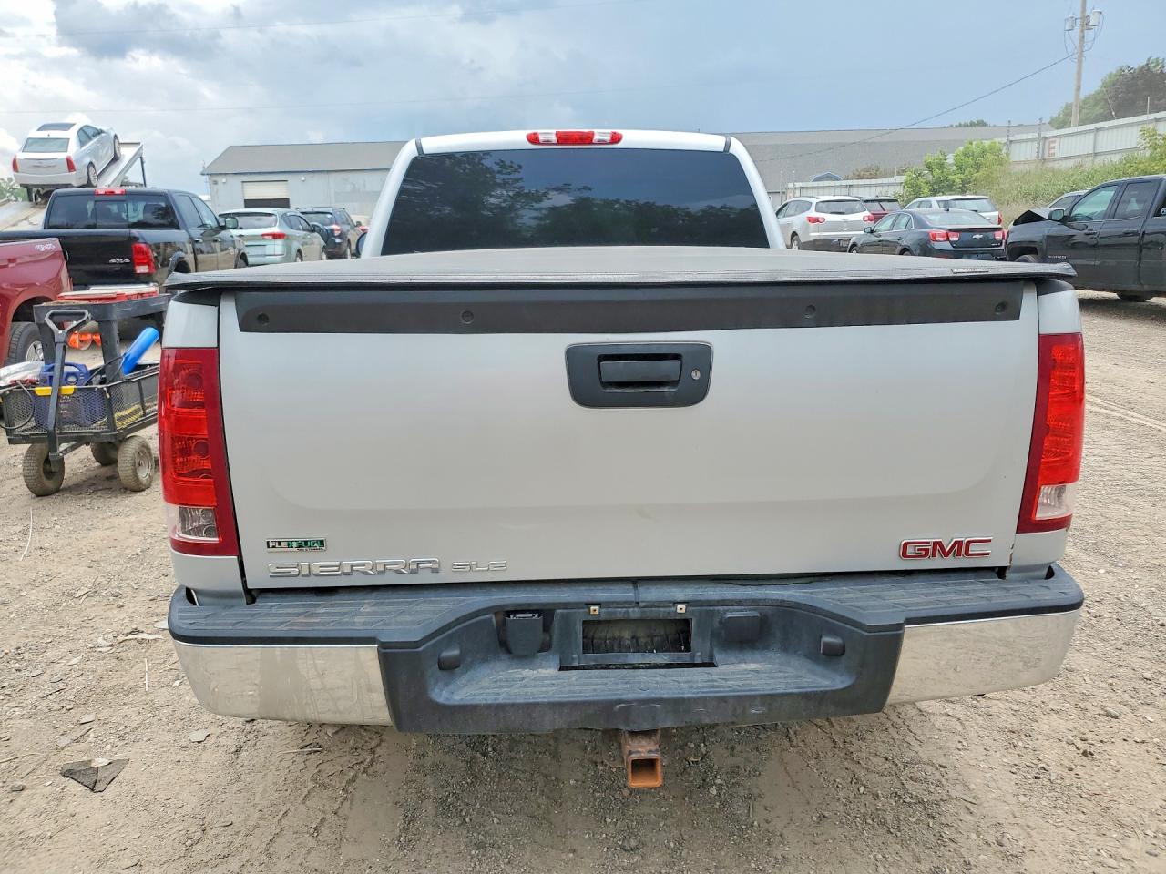 2011 GMC SIERRA