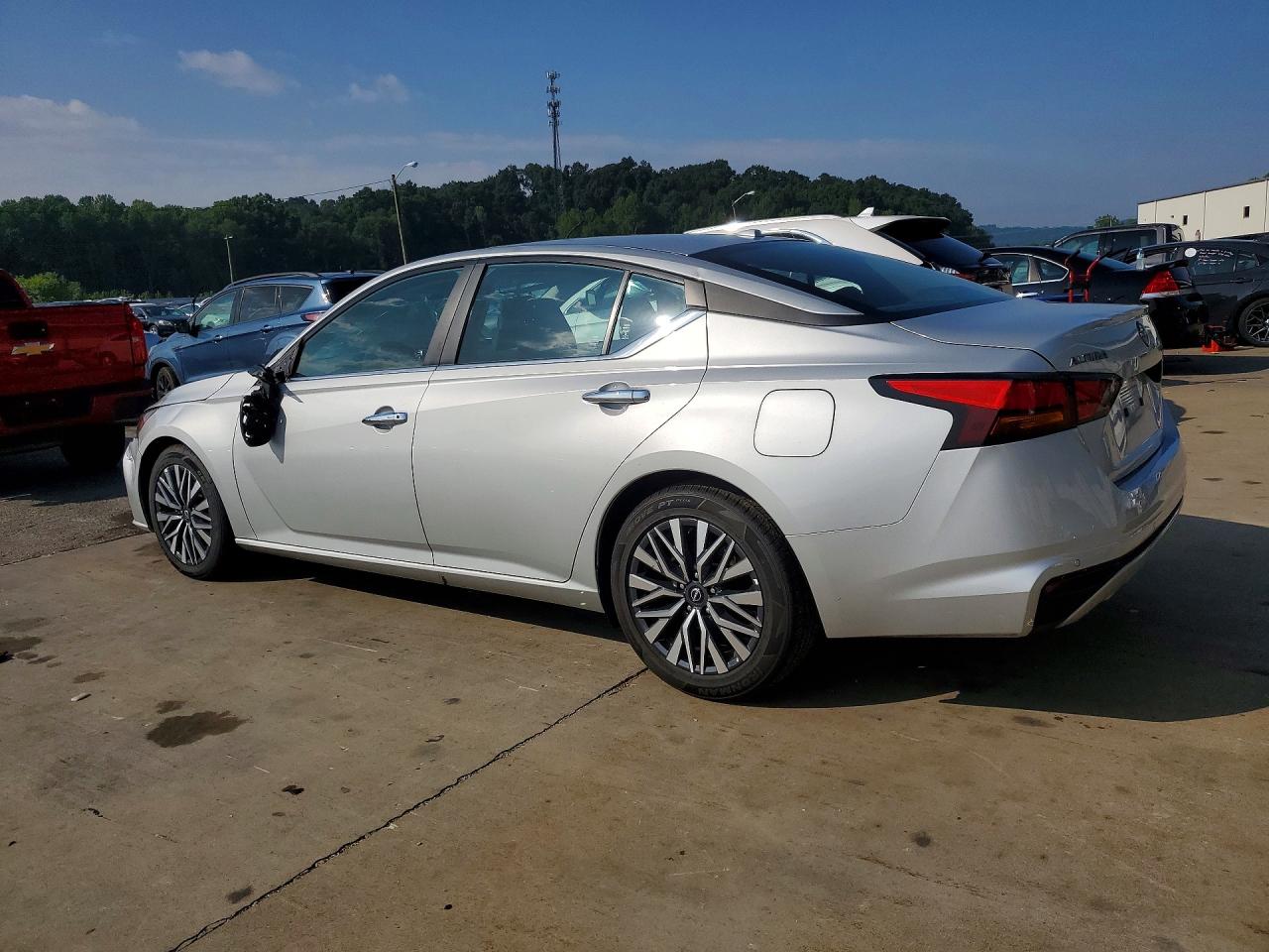 2025 NISSAN ALTIMA