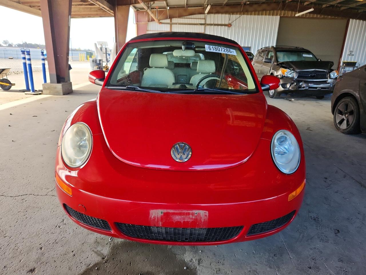 2006 VOLKSWAGEN BEETLE