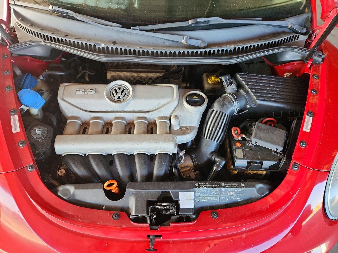 2006 VOLKSWAGEN BEETLE