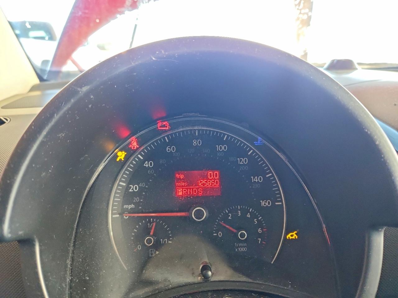 2006 VOLKSWAGEN BEETLE
