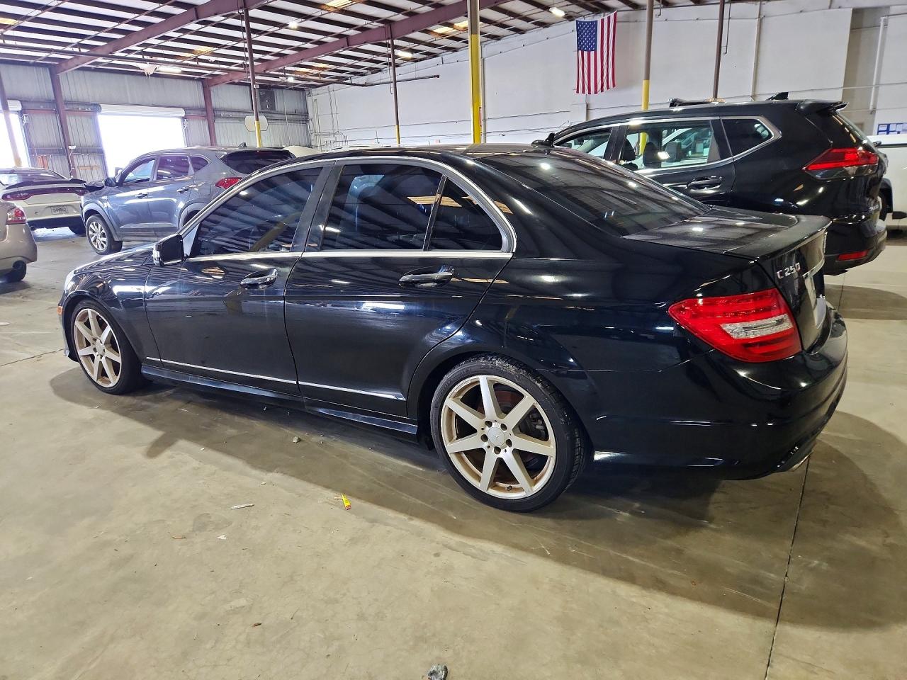 2013 MERCEDES-BENZ C-CLASS
