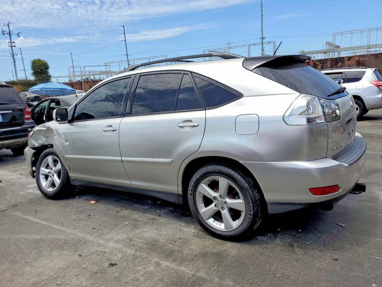 2005 LEXUS RX330