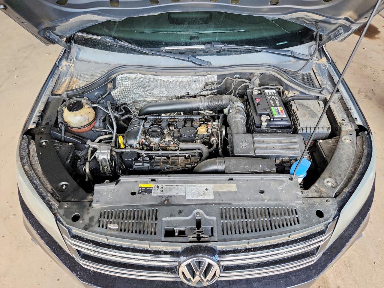 2013 VOLKSWAGEN TIGUAN