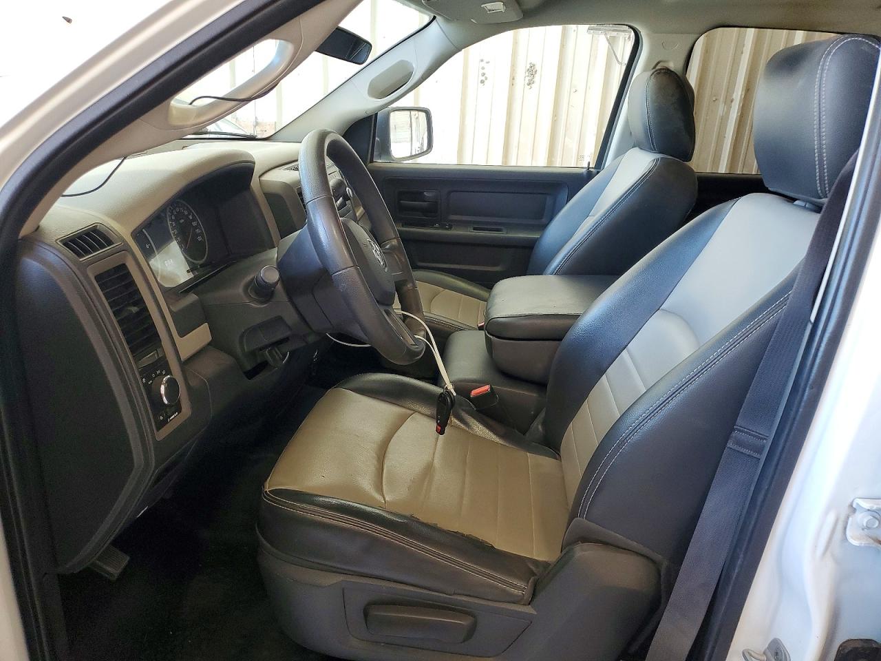 2011 DODGE RAM 1500