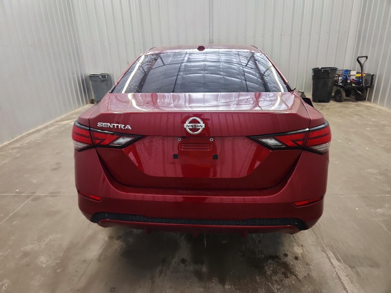 2022 NISSAN SENTRA