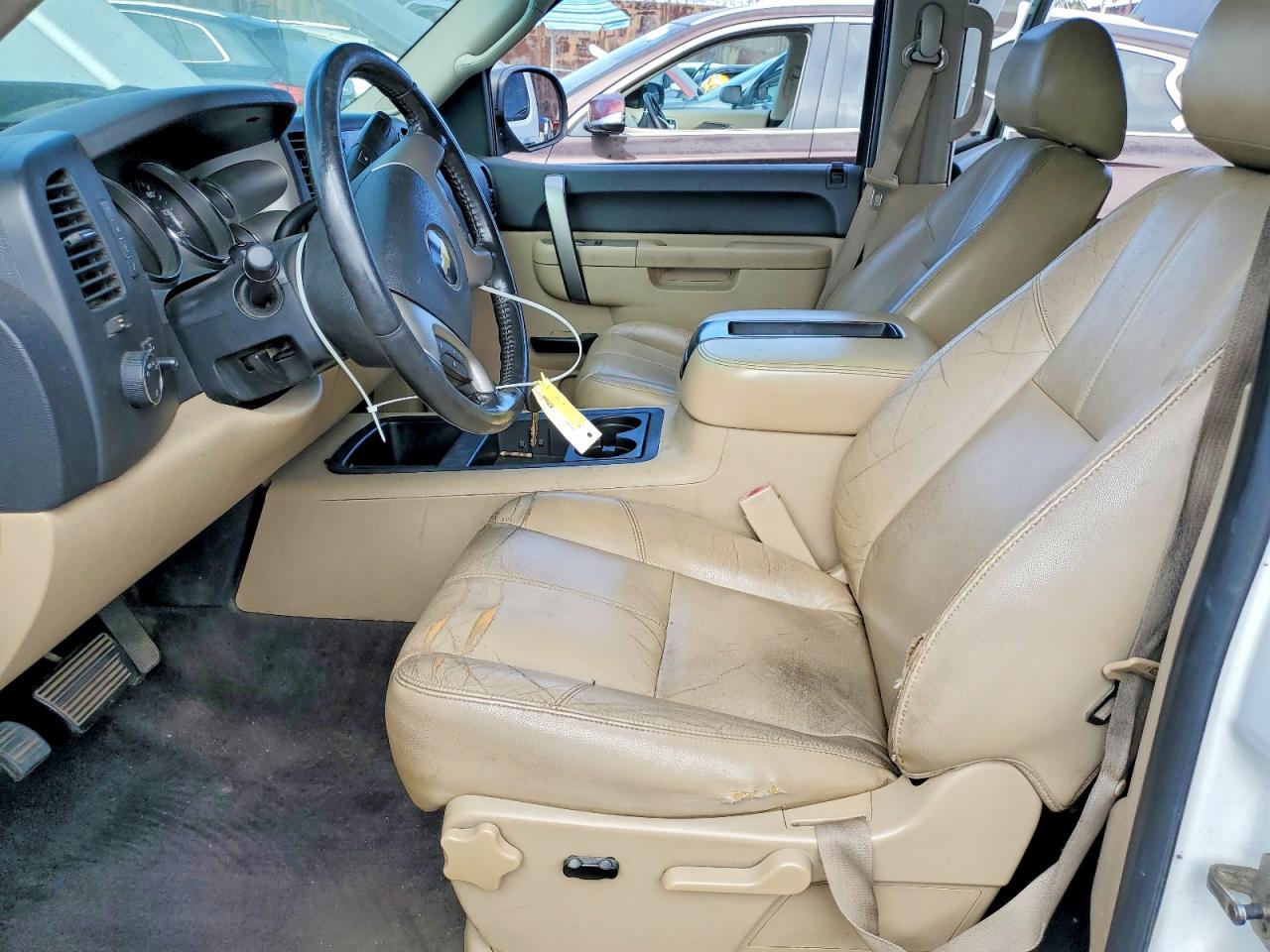2011 CHEVROLET SILVERADO