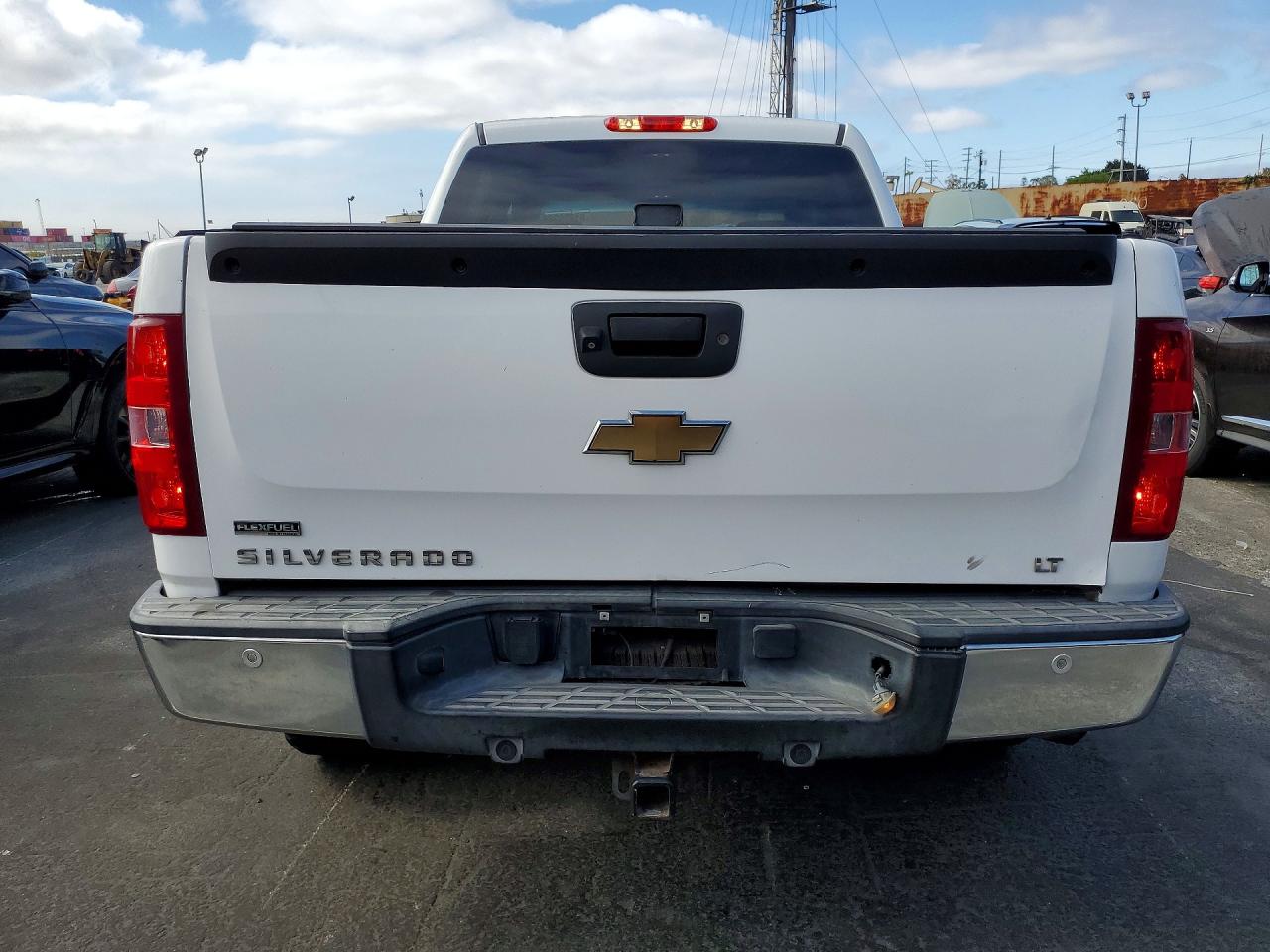 2011 CHEVROLET SILVERADO