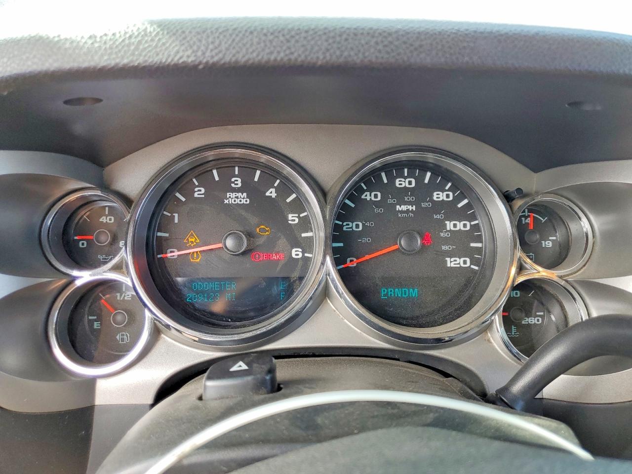 2011 CHEVROLET SILVERADO