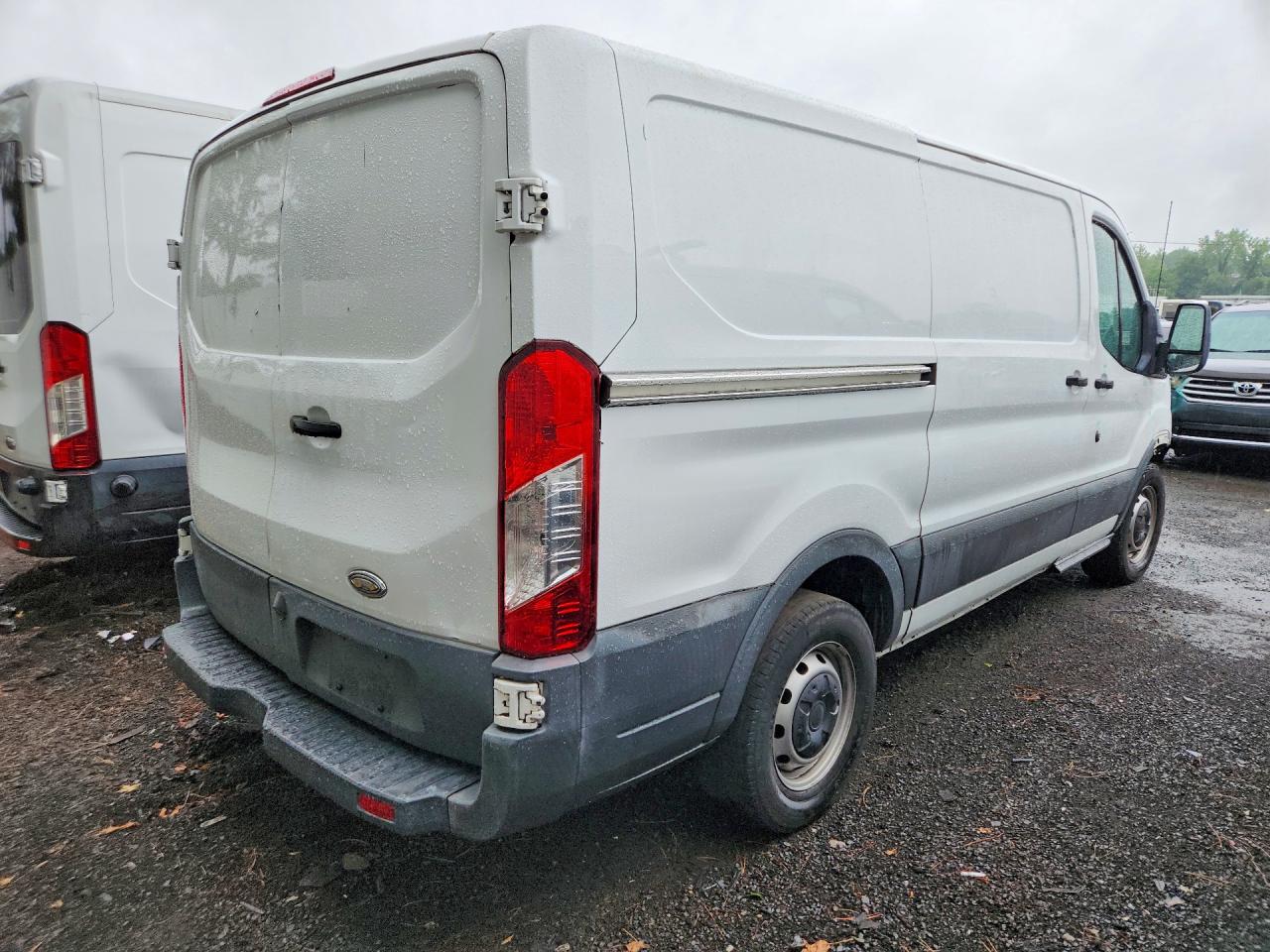 2015 FORD TRANSIT