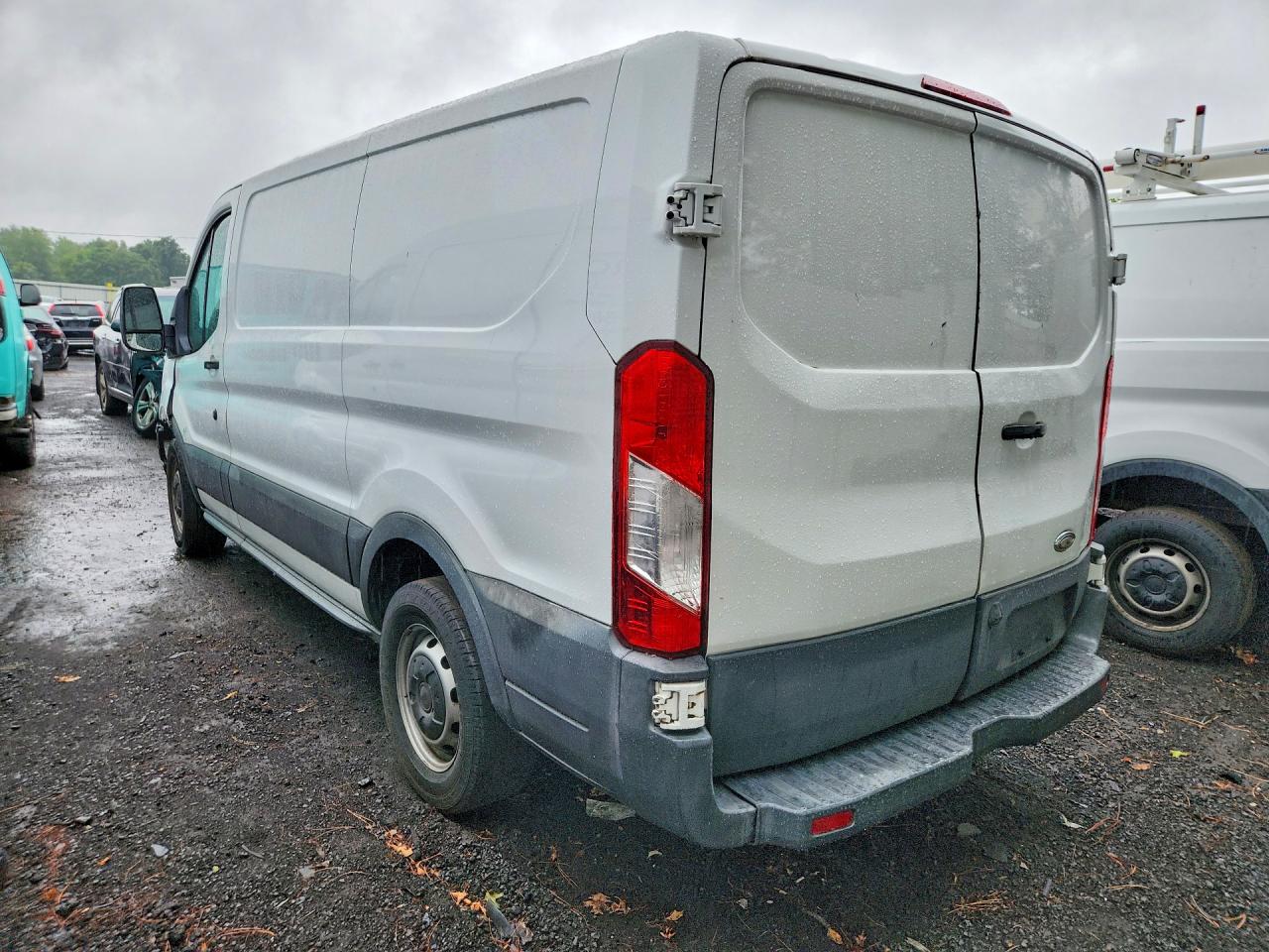 2015 FORD TRANSIT