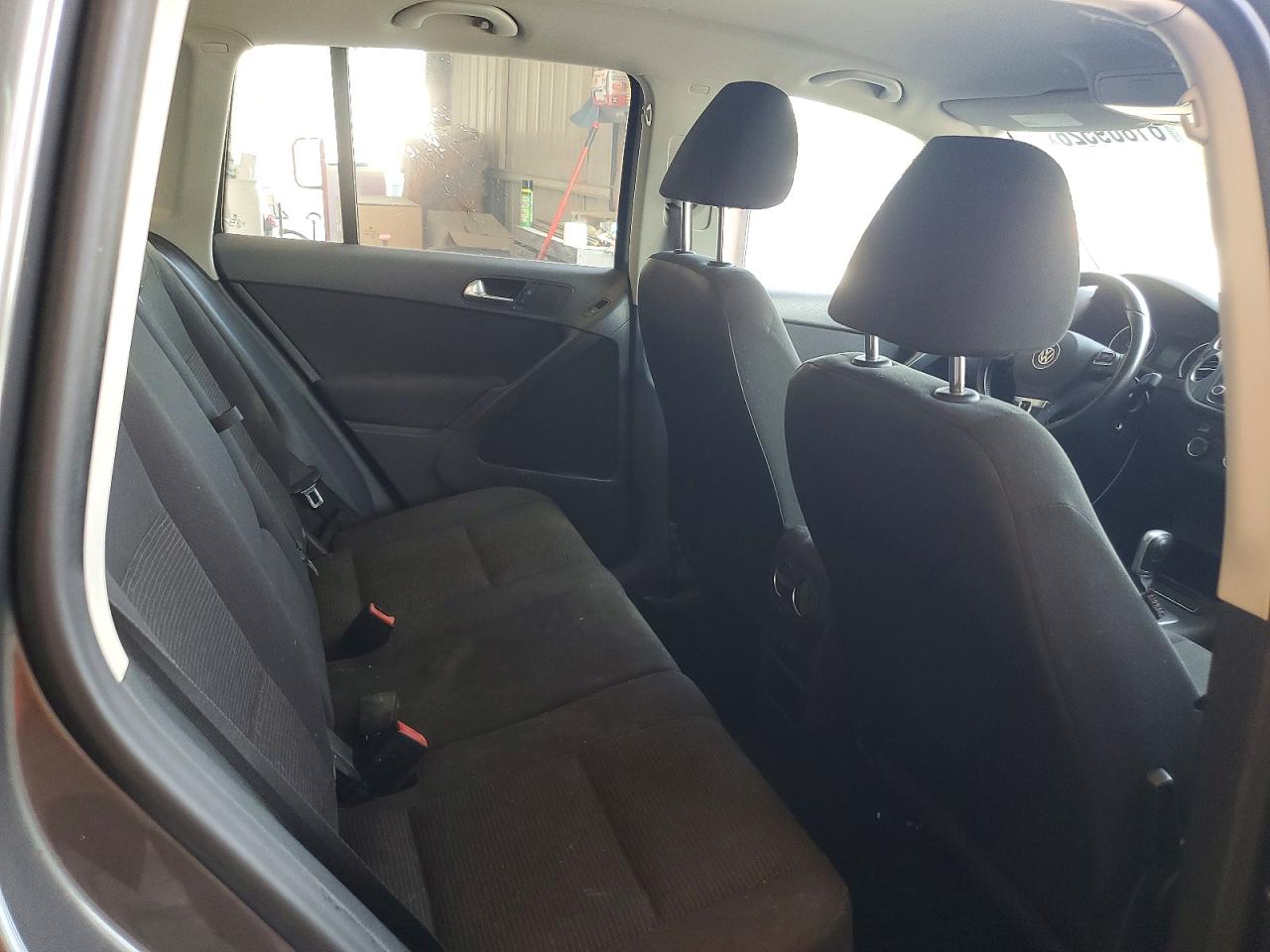 2014 VOLKSWAGEN TIGUAN