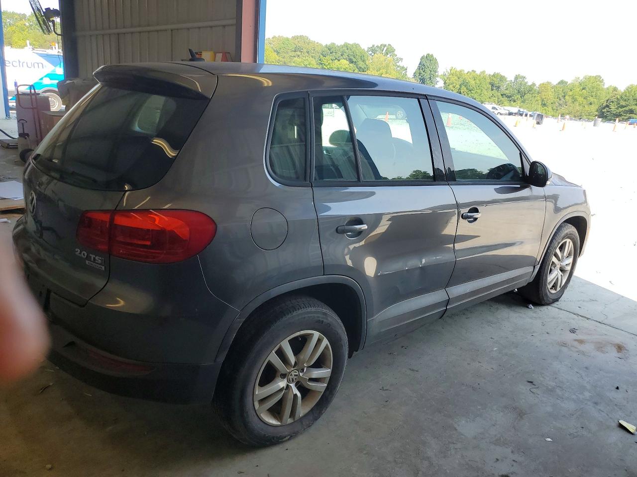 2014 VOLKSWAGEN TIGUAN