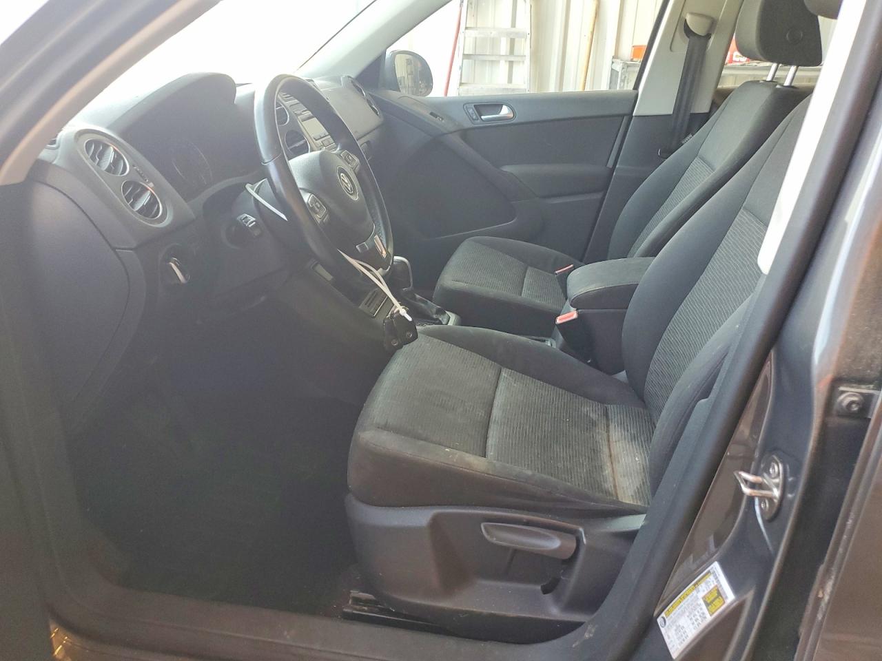 2014 VOLKSWAGEN TIGUAN