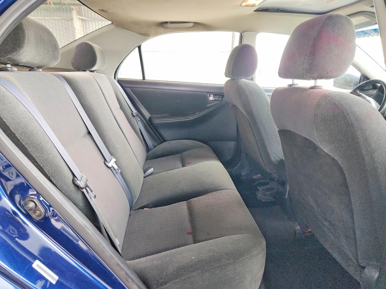 2004 TOYOTA COROLLA