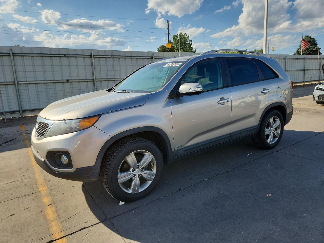 2013 KIA SORENTO