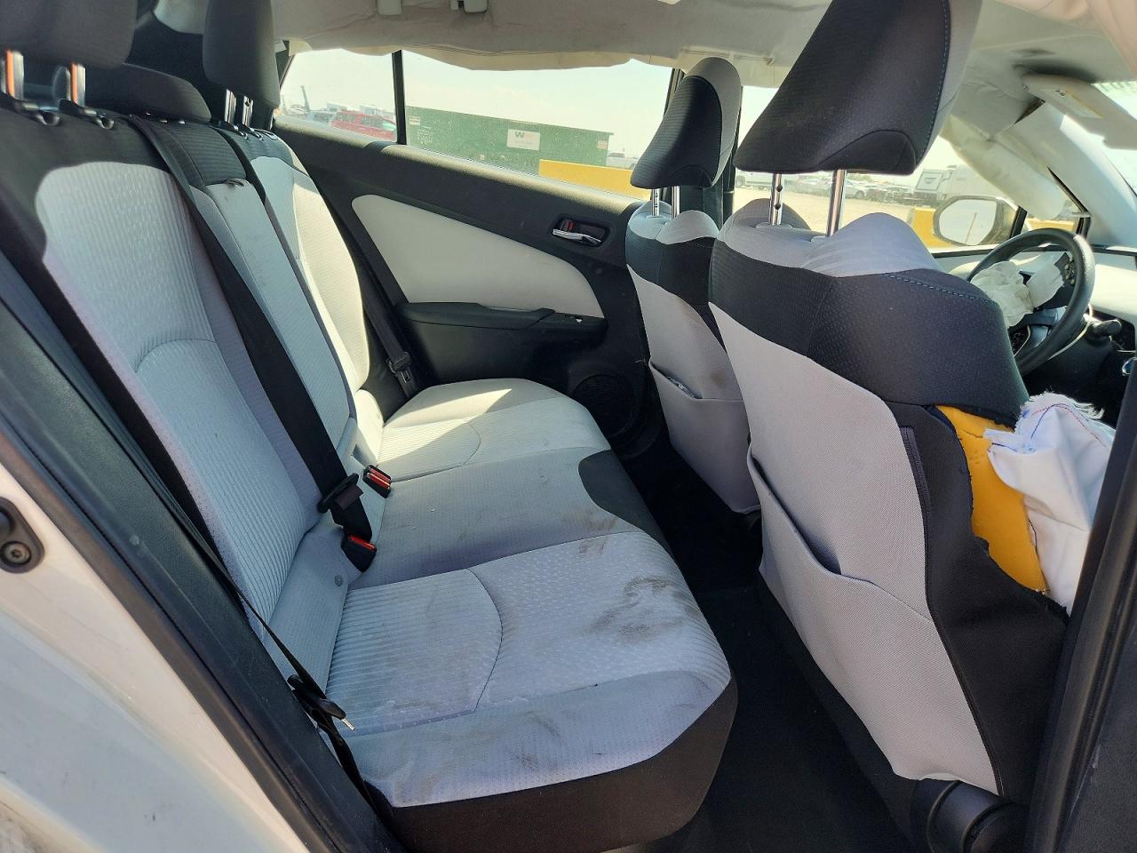 2016 TOYOTA PRIUS