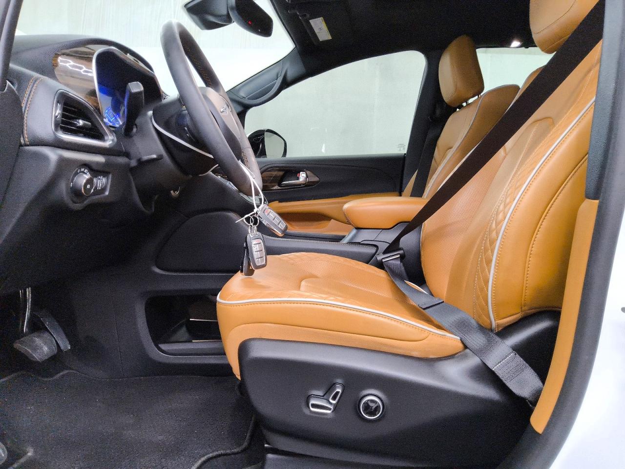 2023 CHRYSLER PACIFICA