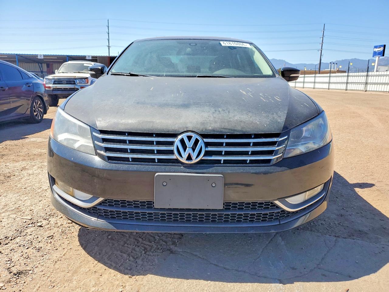 2013 VOLKSWAGEN PASSAT