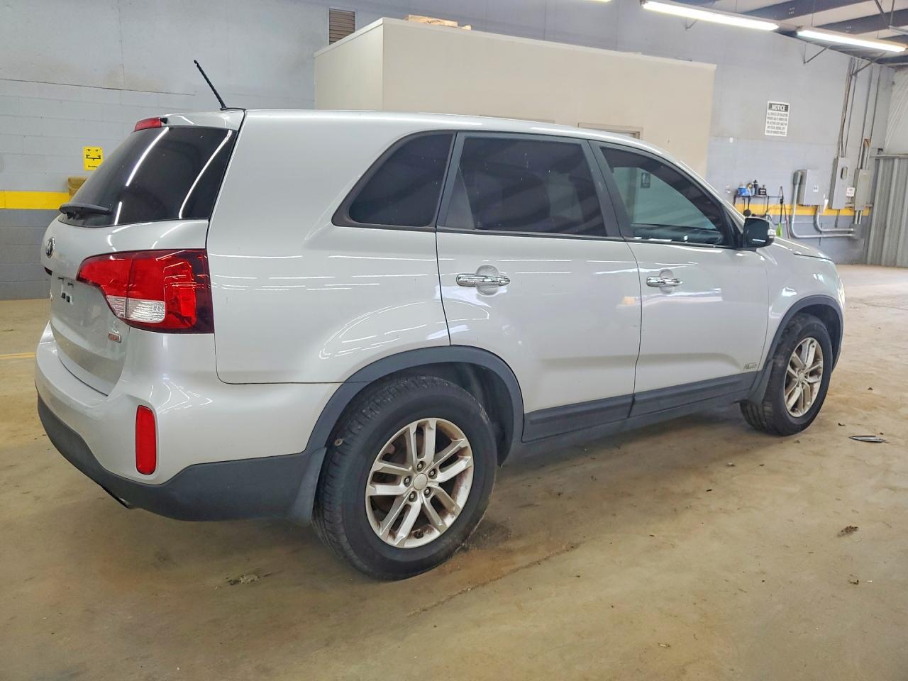 2014 KIA SORENTO