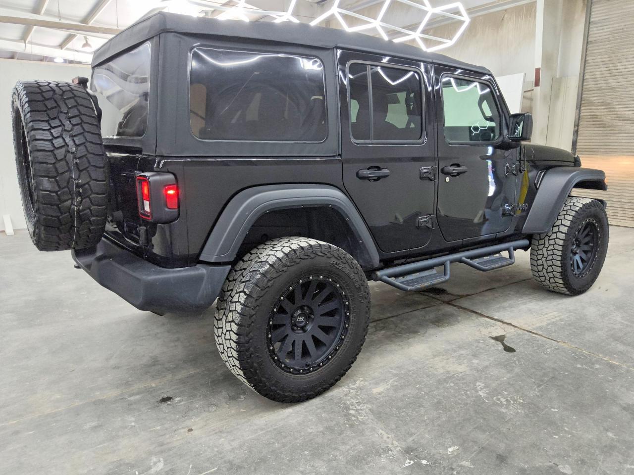 2022 JEEP WRANGLER
