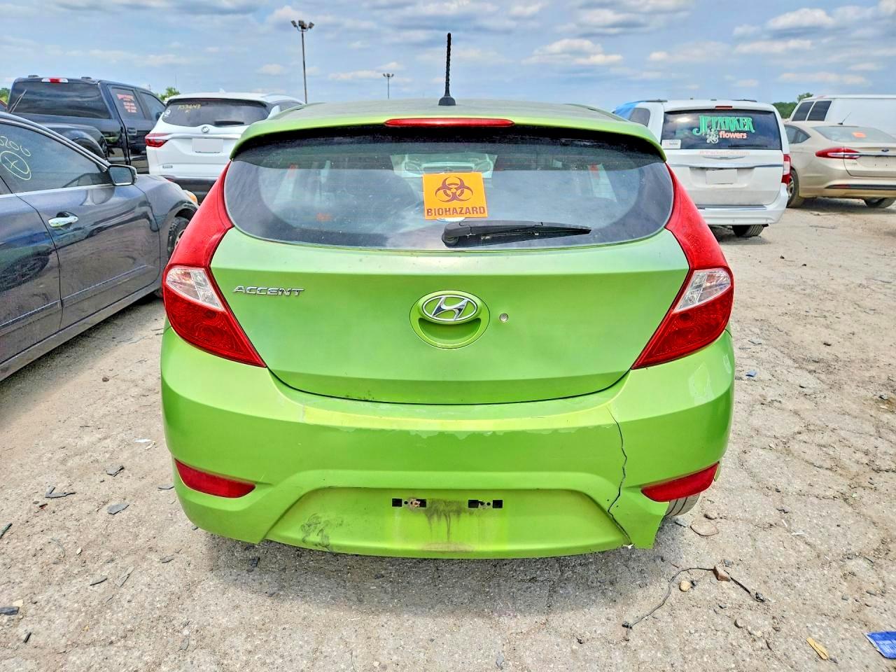 2012 HYUNDAI ACCENT