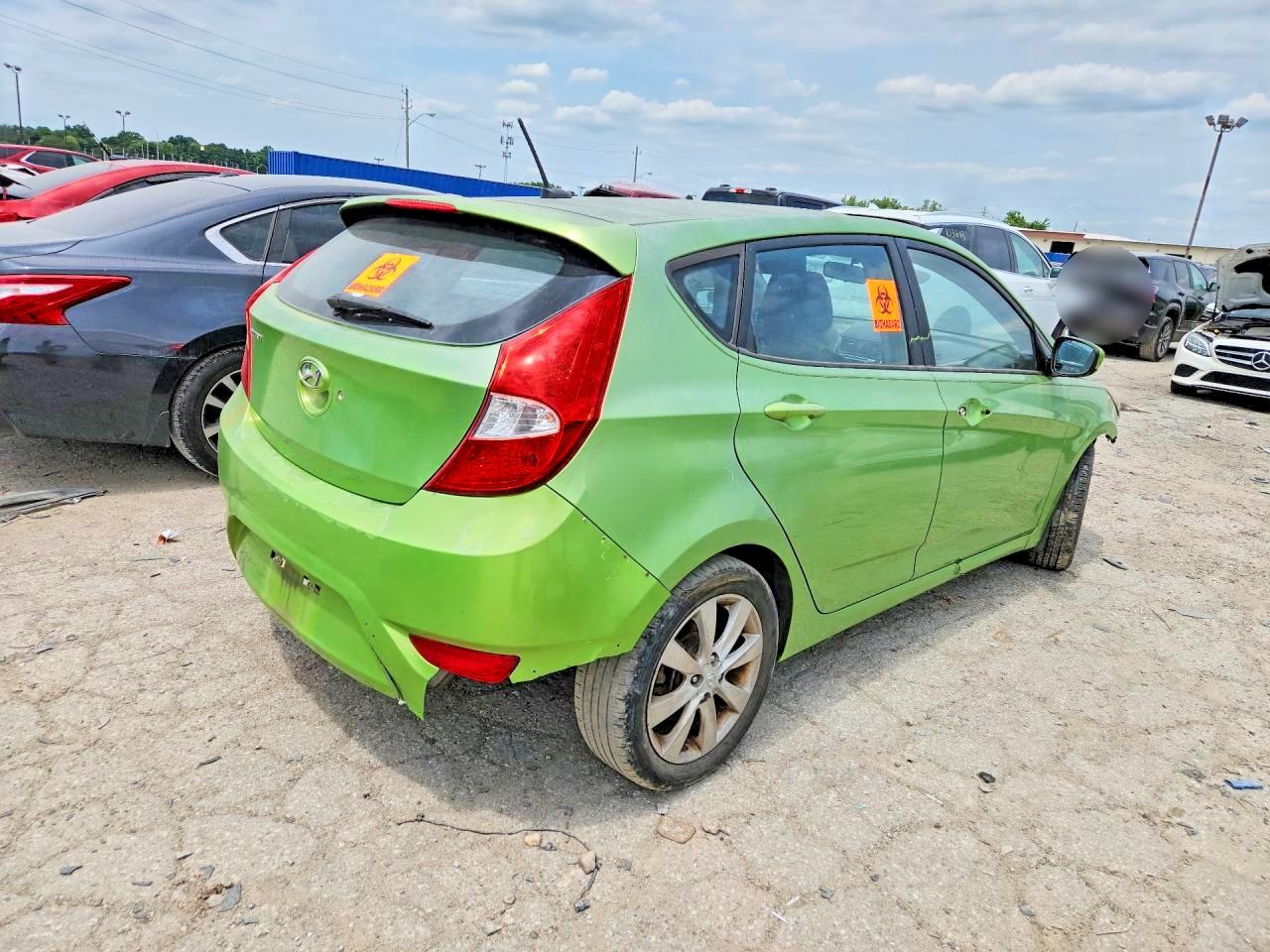 2012 HYUNDAI ACCENT
