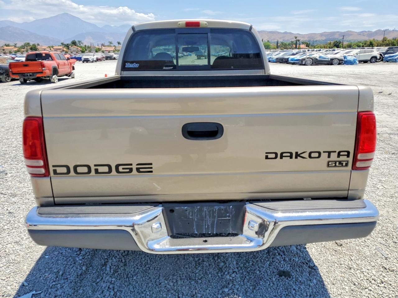 2003 DODGE DAKOTA