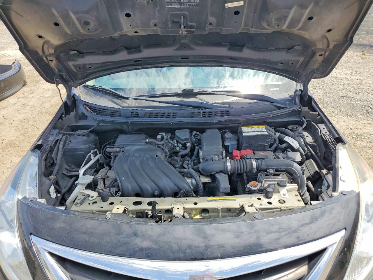 2015 NISSAN VERSA