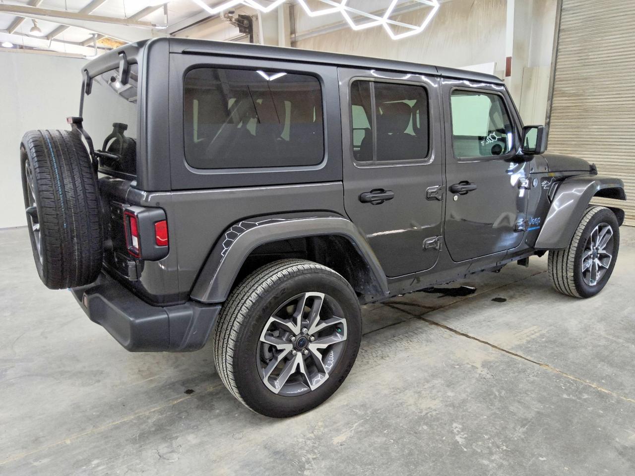 2024 JEEP WRANGLER