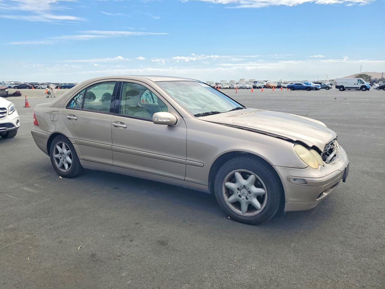 2002 MERCEDES-BENZ C-CLASS