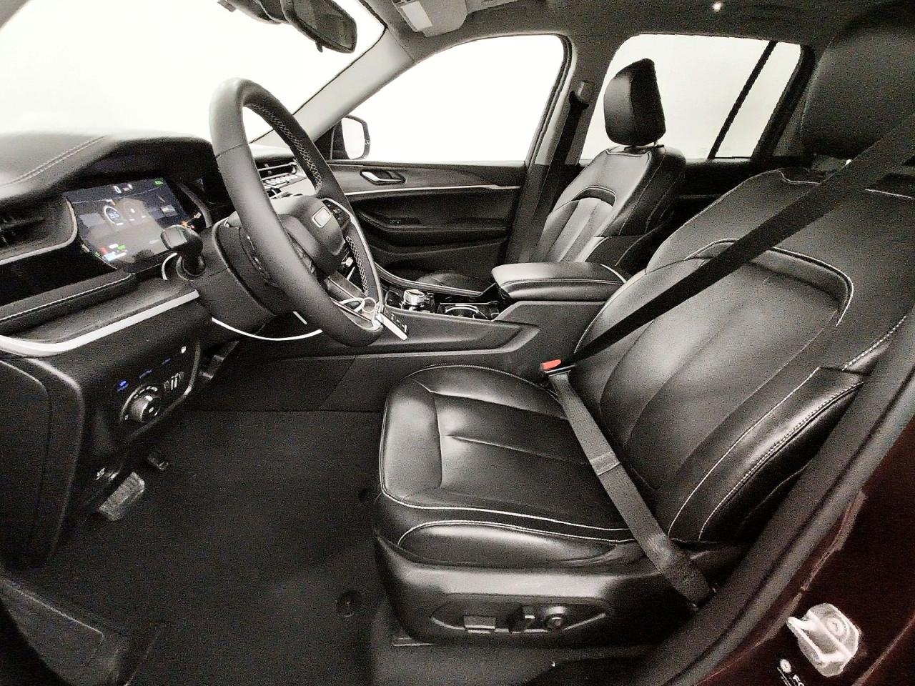 2023 JEEP CHEROKEE