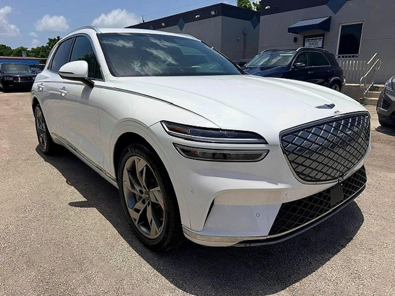 2025 GENESIS G70